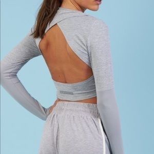 Drop back crop top gymshark Nikki b